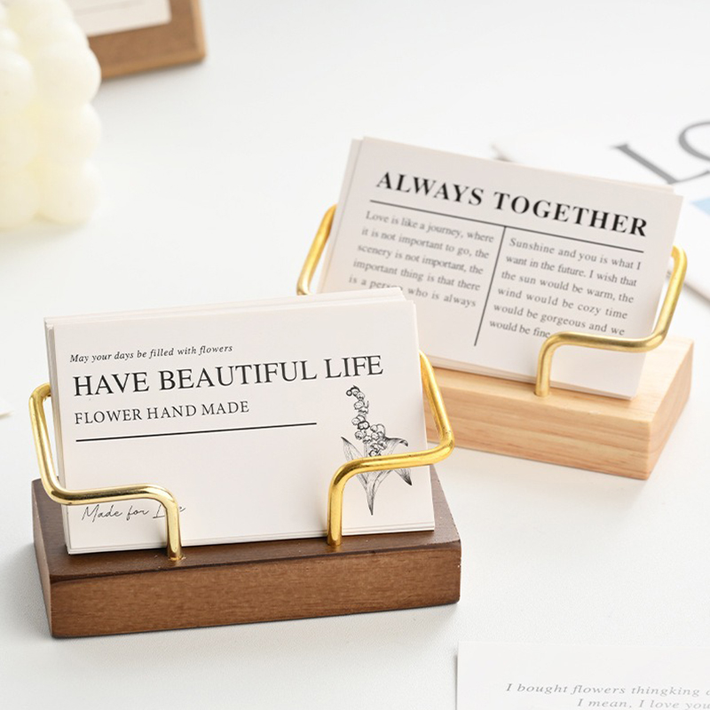 Houten visitekaartjeshouder Me - Document Holder Stand recensie en prijs